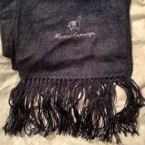 Alpaca Camargo scarf 78” new and perfect